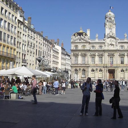 Les Capucins - Lyon 1Er Lägenhet Rum bild